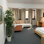 Penzion Holiday Pensjonat 3*