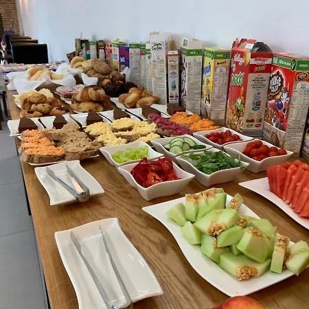 Penzion Holiday Trnava