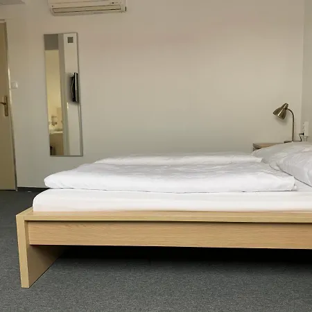 Penzion Holiday 3* Trnava